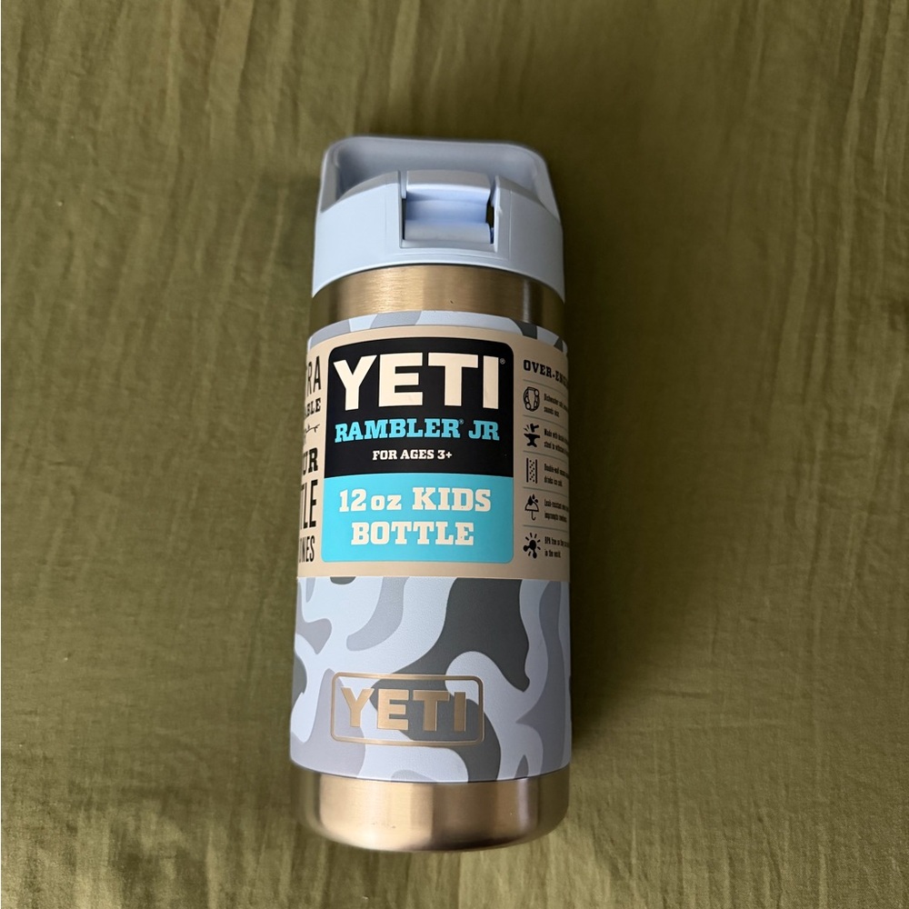 Yeti Rambler Jr. Kids Bottle - Camouflage Blue and Silver